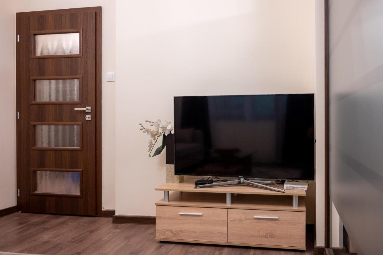 Design 1Bdr Apartment In Top Center - Free Parking София Экстерьер фото
