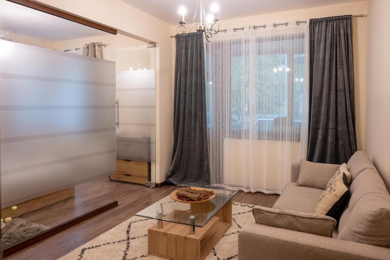 Design 1Bdr Apartment In Top Center - Free Parking София Экстерьер фото
